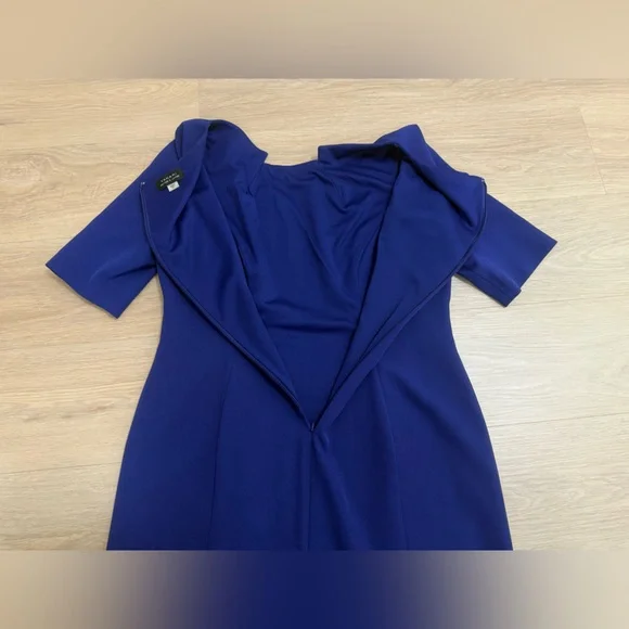 Tahari Arthur S. Levine Royal Blue Sheath Dress Size 12 - Picture 4 of 11